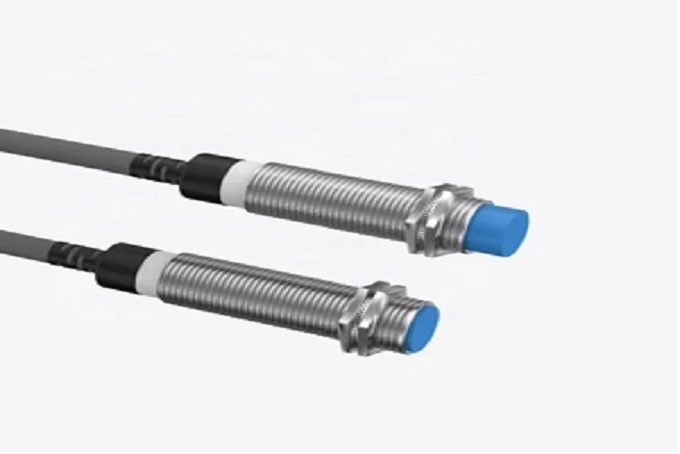 Distance Sensors: Antennas in Industrial Networks